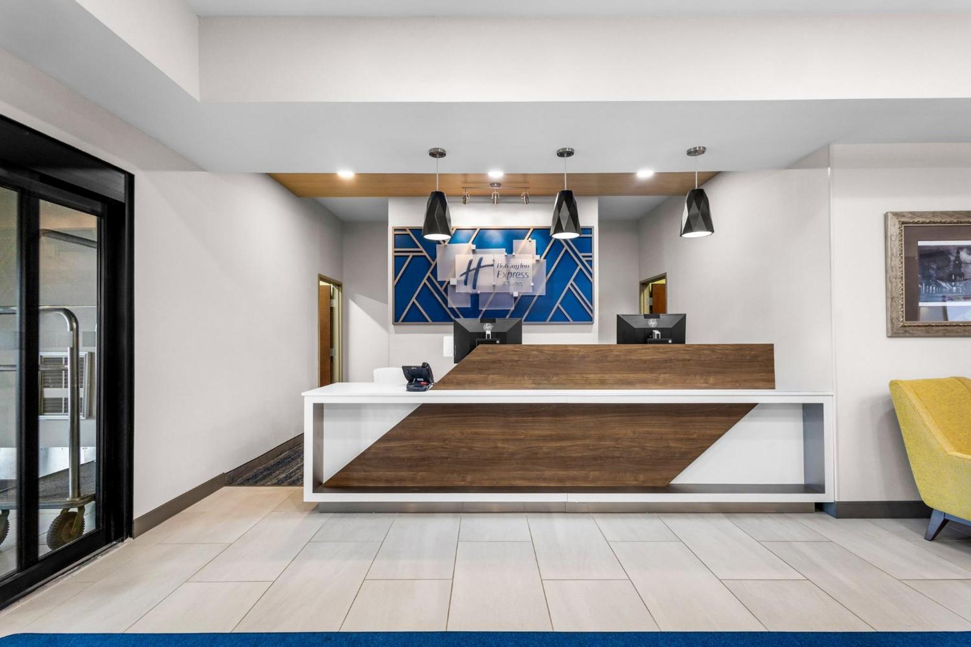 Express & Wert By Ihg 3*
